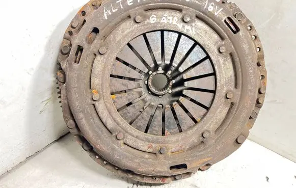 Seat Altea XL Clutch set kit TYPM240E 0830820005043