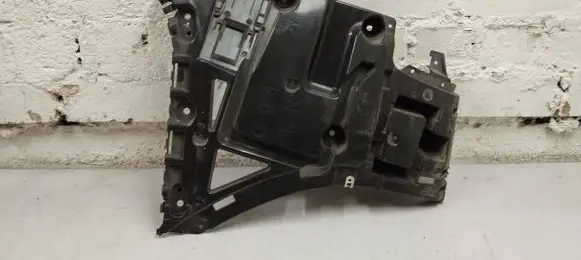 BMW X3 G01 Bumper support mounting bracket corner 7400667