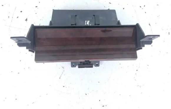 Suzuki Grand Vitara II Dashboard storage box/compartment 1V7X0