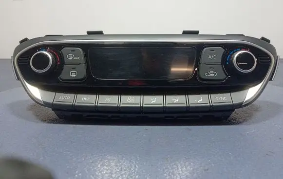 Hyundai i30 Climate control unit 97250-G4CA0