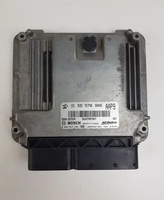 Opel Insignia A Engine control unit/module 55576906 0281017105
