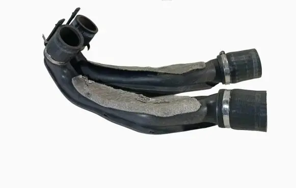 Peugeot 307 Intercooler hose/pipe 9651708480