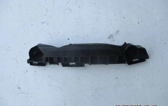 Toyota Yaris Front bumper mounting bracket 525350D030