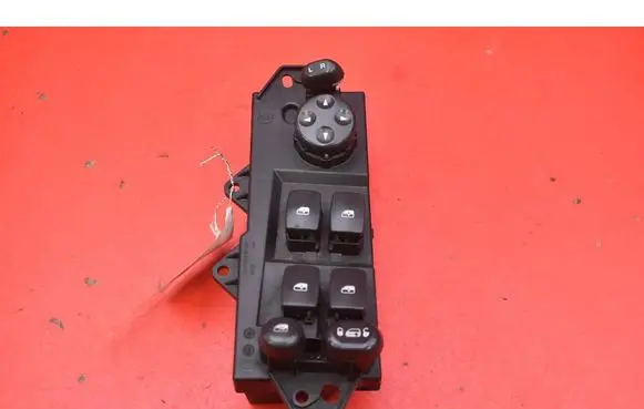 Chrysler Pacifica Electric window control switch 04685980AG
