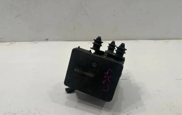 Volkswagen Touran I ABS Pump 1K0907379AC 00005305H0 10096003593