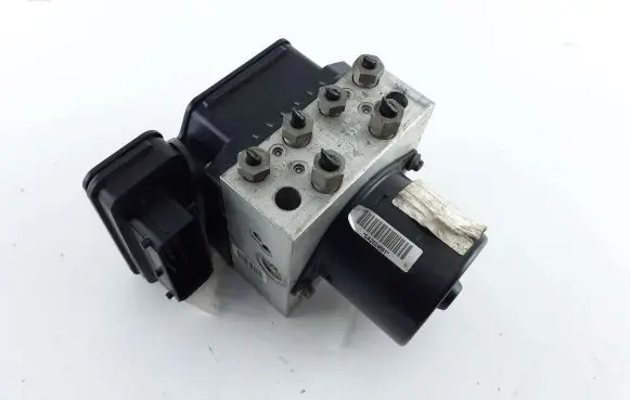 Opel Insignia A ABS Pump 13316697