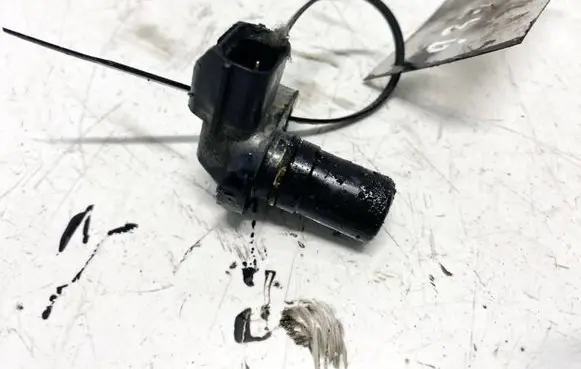 Subaru Impreza III Camshaft position sensor J5T33471 0630