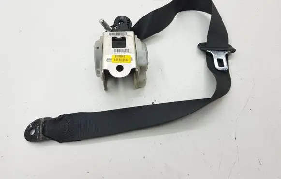 Chrysler 300 - 300C Rear seatbelt P0UX58XDVAC 7060331817