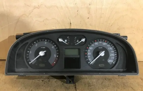 Renault Laguna II Speedometer (instrument cluster) 8200291330 G50A5845