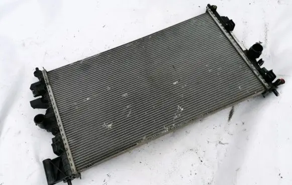 Coolant radiator