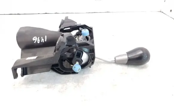 Honda FR-V Gear shifter/selector