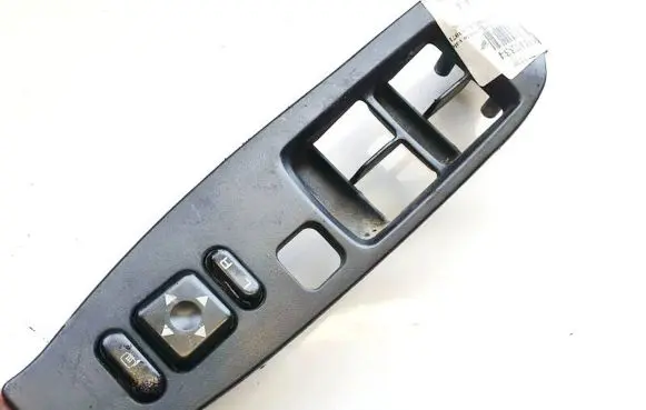 Subaru Legacy Wing mirror switch 83071AE072