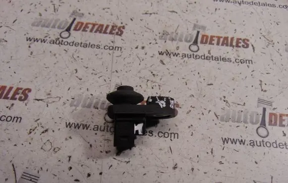 Nissan Qashqai Front door sensor coupe 