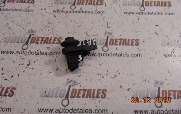 Nissan Qashqai Front door sensor coupe 