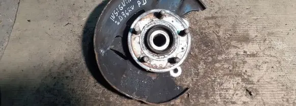Opel Insignia A Front wheel hub