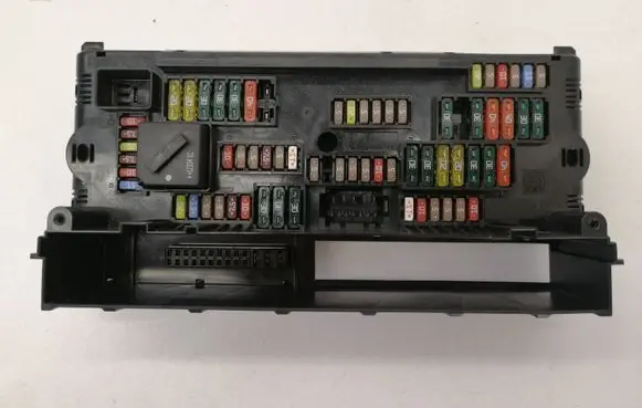 BMW X5 E70 Fuse module 9252816 1703344