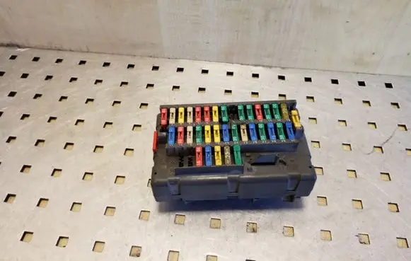 Fiat Ulysse Fuse box set 9453478380