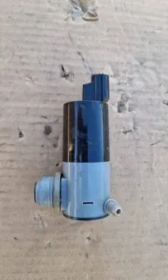 Nissan Navara D23 Windscreen/windshield washer pump 1811100294
