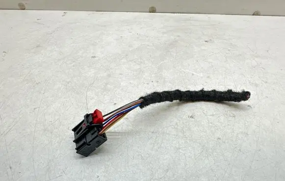 Volkswagen Caddy Rear tail light wiring loom 1K8972228