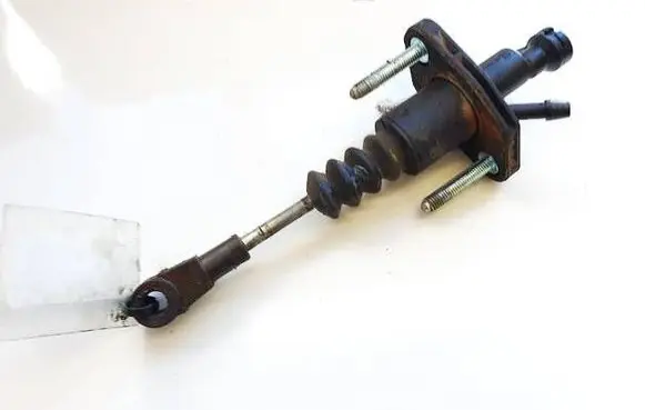 Opel Zafira A Clutch master cylinder 90581565