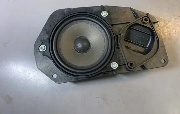 BMW 5 E60 E61 Parcel shelf speaker 65126934420 6934420 65139141496