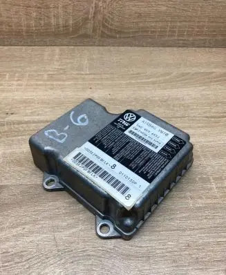 Volkswagen PASSAT B6 Airbag control unit/module 5N0959655J 39124020 S1916