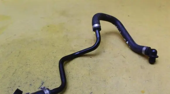 Audi A8 S8 D4 4H Vacuum line/pipe/hose 4H0611931AN
