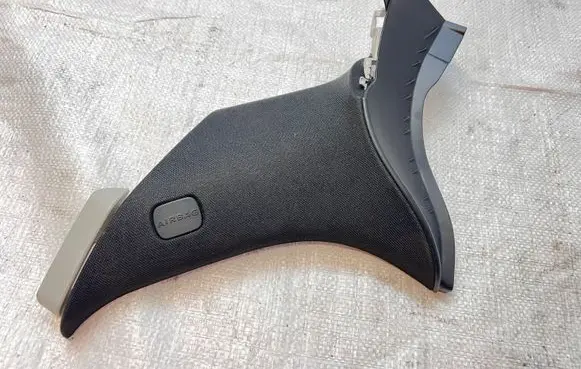Mercedes-Benz GLC X253 C253 (C) pillar trim A2536903000