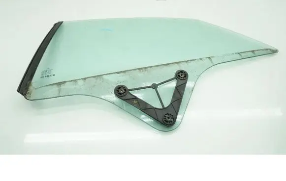 Mercedes-Benz E A207 Rear door window glass 