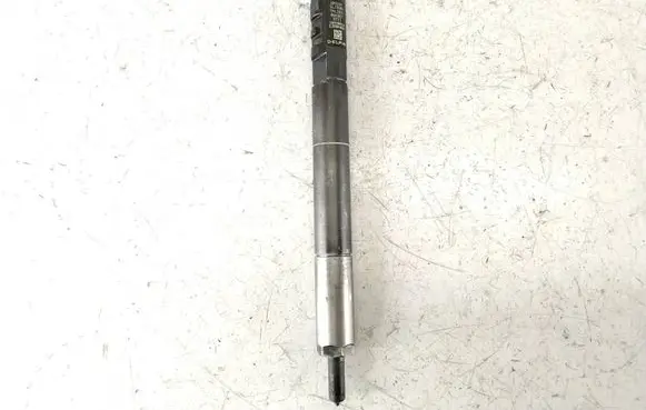 SsangYong Rexton Fuel injector EJBR04401D 1907KA04F54 6M324Y