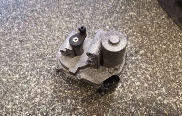Audi A6 S6 C6 4F Throttle valve 059129086M