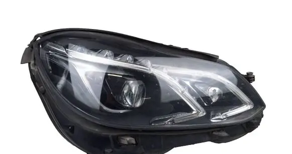 Mercedes-Benz E W212 Headlight/headlamp A2128205639
