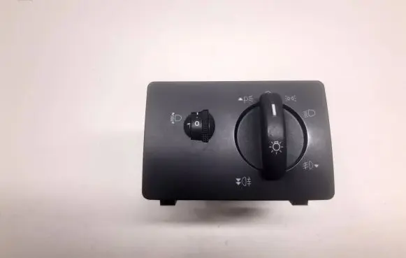 Ford Focus C-MAX Light switch 7M5T13A024MA