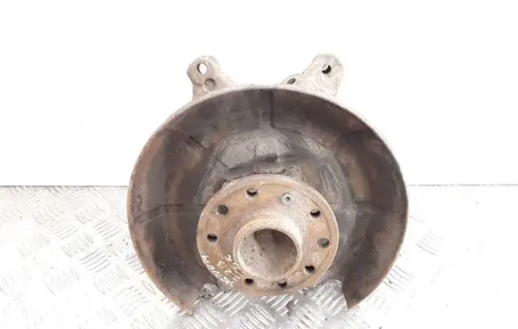 Opel Signum Rear wheel hub spindle/knuckle 13175123