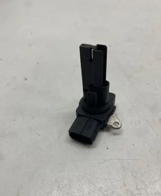 Lexus RX 330 - 350 - 400H Mass air flow meter 2220431010 1974005001
