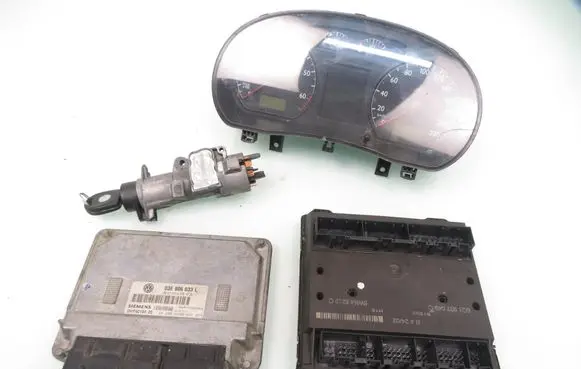 Volkswagen Polo IV 9N3 Engine control unit/module ECU 4B0905851 03E906033L 110080124023A