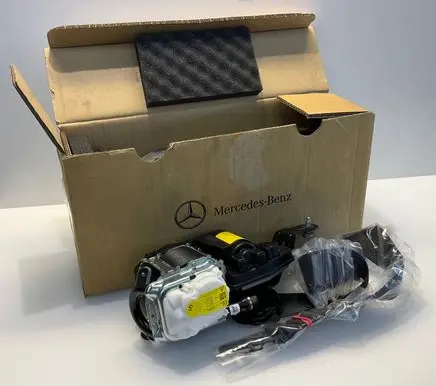 Mercedes-Benz CLS W257 Front seatbelt A2578602700 2578602700