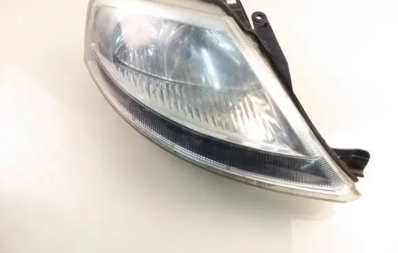 Citroen C3 Headlight/headlamp 9647214180