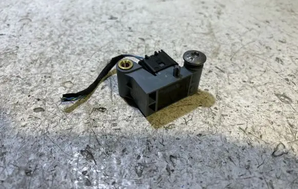 BMW 5 F10 F11 Airbag deployment crash/impact sensor 9159314 261110 001620
