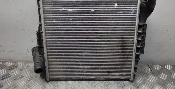 Coolant radiator