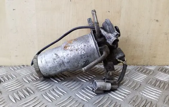 Toyota Avensis T220 Mechanical fuel pump 