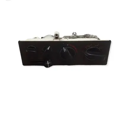 Mitsubishi Pajero Climate control unit Mb439701