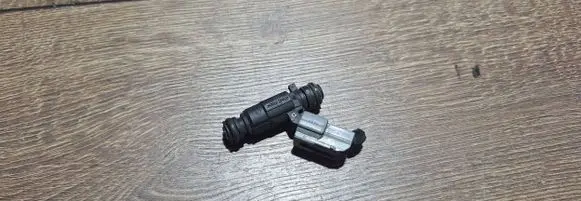 KIA Cerato Fuel injector 9260930006