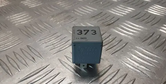 Audi A6 S6 C6 4F Other relay 8D0951253A