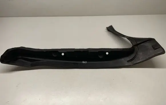Audi A5 Sportback 8TA Front wheel arch liner splash guards 8T0821112A