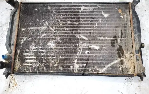 Audi A4 S4 B5 8D Coolant radiator