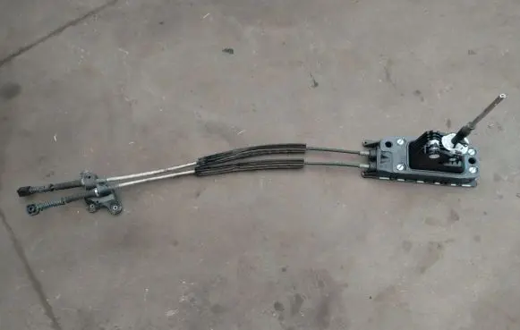 Volkswagen Tiguan Gear shift cable linkage 5QA711049C 3Q0711061