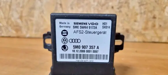 Volkswagen PASSAT B6 Light module LCM 5m0907357a