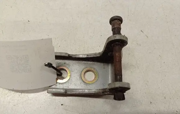 Citroen C5 Front door upper hinge