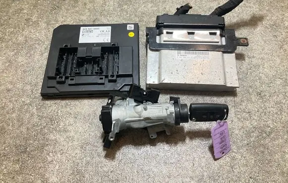 Skoda Rapid (NH) Engine ECU kit and lock set 0261S09531 1039T00232